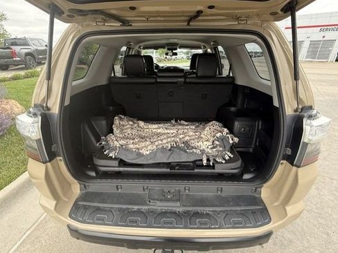 Used 2016 Toyota 4Runner TRD Pro AWD/4WD image 8
