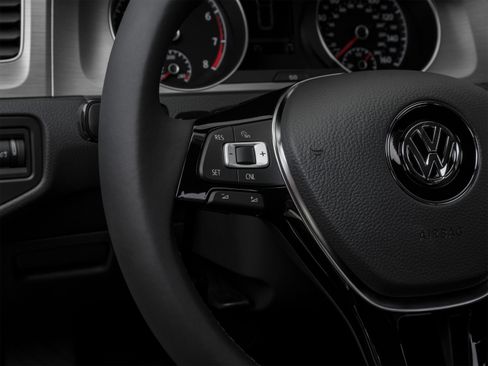 Used 2016 Volkswagen Golf SE FWD image 45