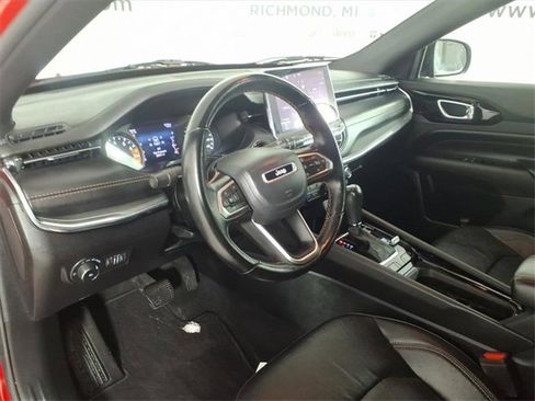 Used 2022 Jeep Compass Limited image 13