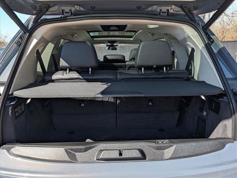 Used 2024 BMW X7 xDrive40i image 21