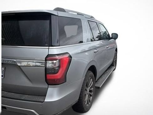 Used 2020 Ford Expedition Limited AWD/4WD image 2