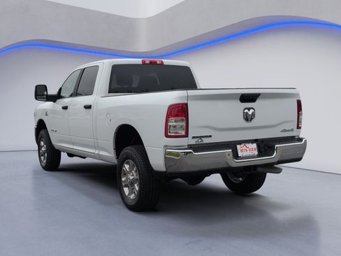 Used 2023 RAM 2500 Big Horn w/ Cold Weather Group AWD/4WD image 5