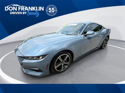 Used 2024 Ford Mustang Coupe image 1