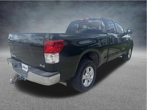 Used 2013 Toyota Tundra 4x4 Double Cab w/ Tow Pkg image 8