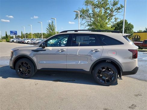 New 2026 Kia Sorento EX image 8