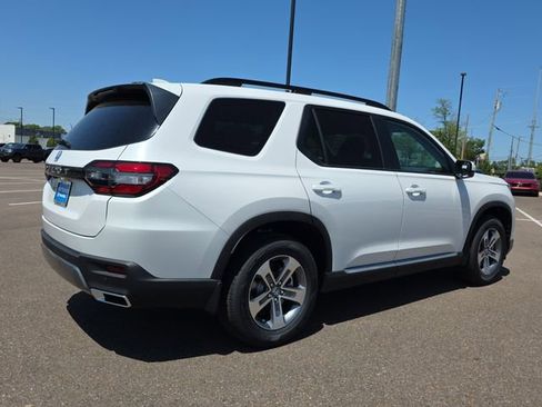 New 2026 Honda Pilot EX-L image 3