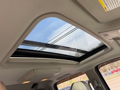 Used 2013 Chevrolet Avalanche LTZ image 72