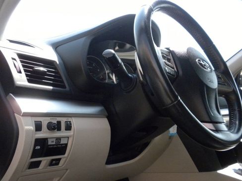 Used 2013 Subaru Outback 2.5i Premium image 14