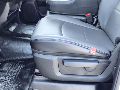 New 2026 RAM 2500 Tradesman w/ Chrome Appearance Group image 21