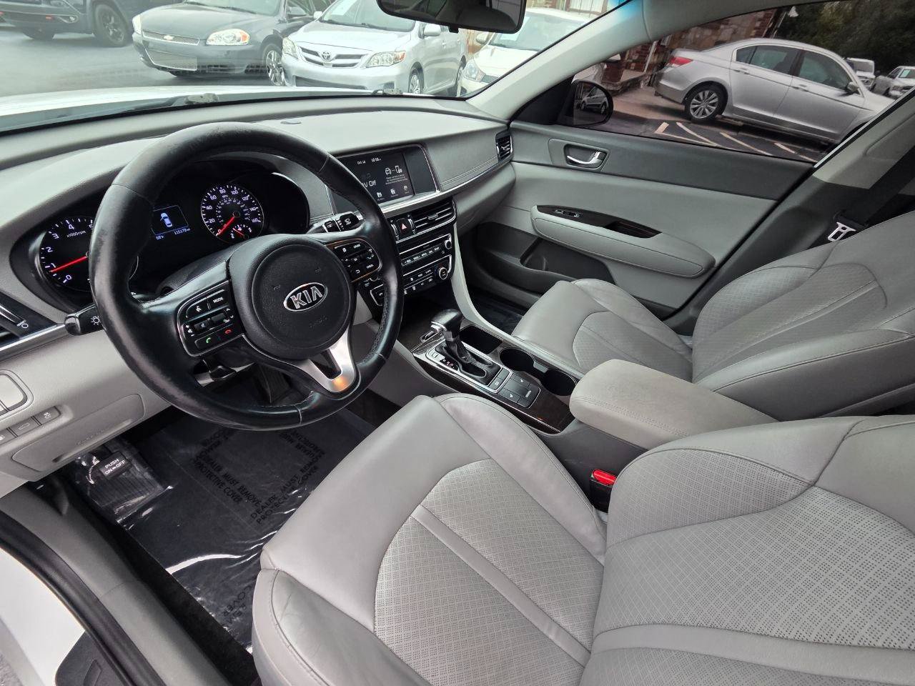 Used 2018 Kia Optima EX FWD image 12