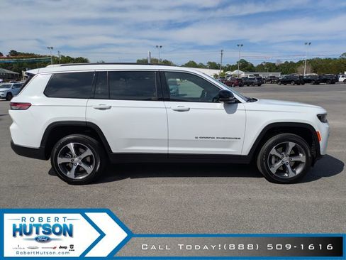 New 2026 Jeep Grand Cherokee L Limited RWD image 5