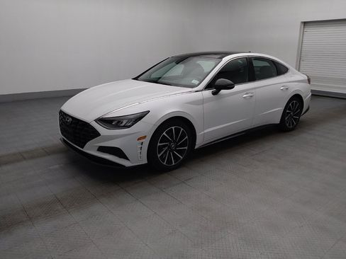 Used 2020 Hyundai Sonata SEL Plus w/ Tech Package FWD image 2