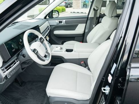 Used 2026 Hyundai Santa Fe SEL AWD/4WD image 18