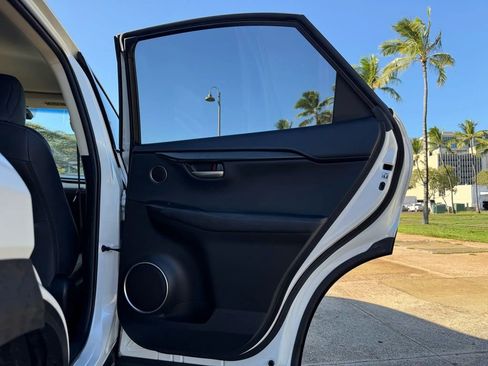 Used 2015 Lexus NX 300h 300h image 16