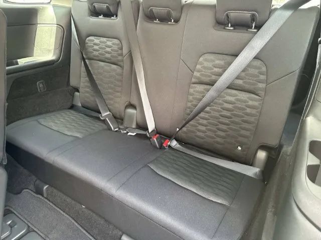 Certified 2025 Nissan Pathfinder SV AWD/4WD image 24