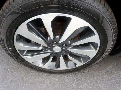 Used 2021 Buick Encore Preferred w/ Safety Package image 19