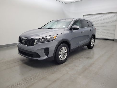 Used 2020 Kia Sorento AWD V6 image 2