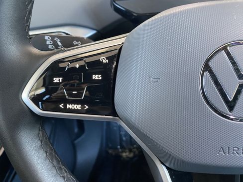 Certified 2023 Volkswagen ID.4 Pro S AWD/4WD image 9