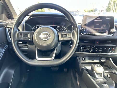 Used 2024 Nissan Rogue S AWD/4WD image 14
