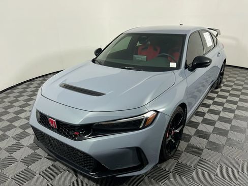 Used 2025 Honda Civic Type R image 7