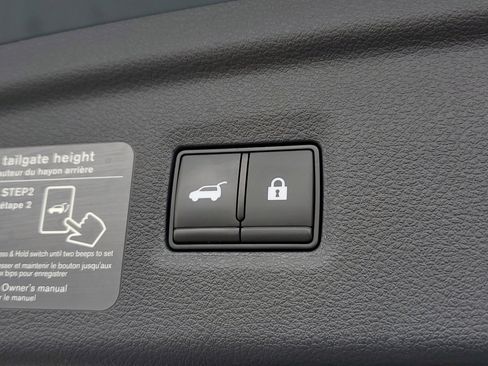 Used 2023 INFINITI QX50 Luxe image 11