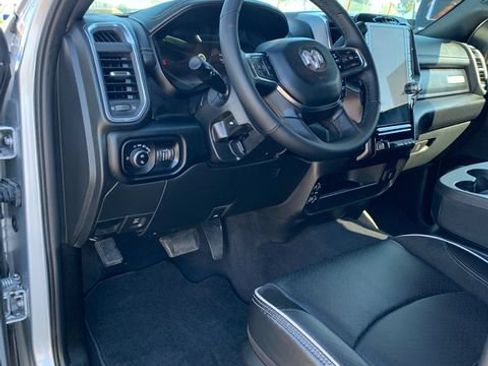 Used 2026 RAM 2500 Laramie AWD/4WD image 19