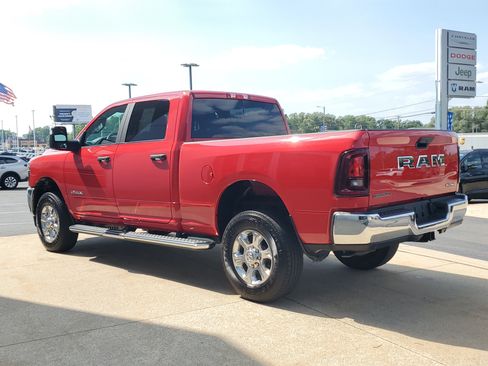 Used 2026 RAM 2500 Big Horn AWD/4WD image 3