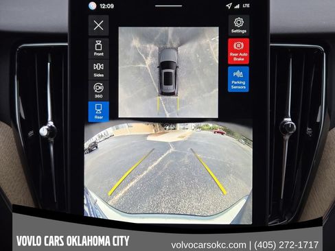 Used 2026 Volvo XC60 B5 Plus w/ Protection Package Premier AWD/4WD image 15
