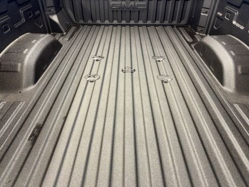 New 2026 GMC Sierra 2500 AT4 w/ AT4 Premium Plus Package image 8