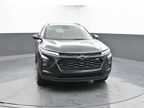 New 2026 Chevrolet Trax RS w/ Sunroof Package image 2