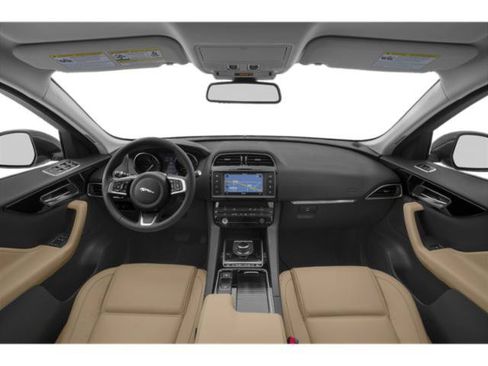 Used 2019 Jaguar F-PACE AWD/4WD image 8