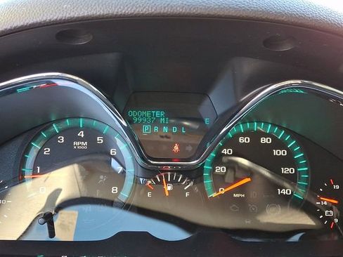 Used 2016 Chevrolet Traverse LT w/ Style and Technology Package image 22