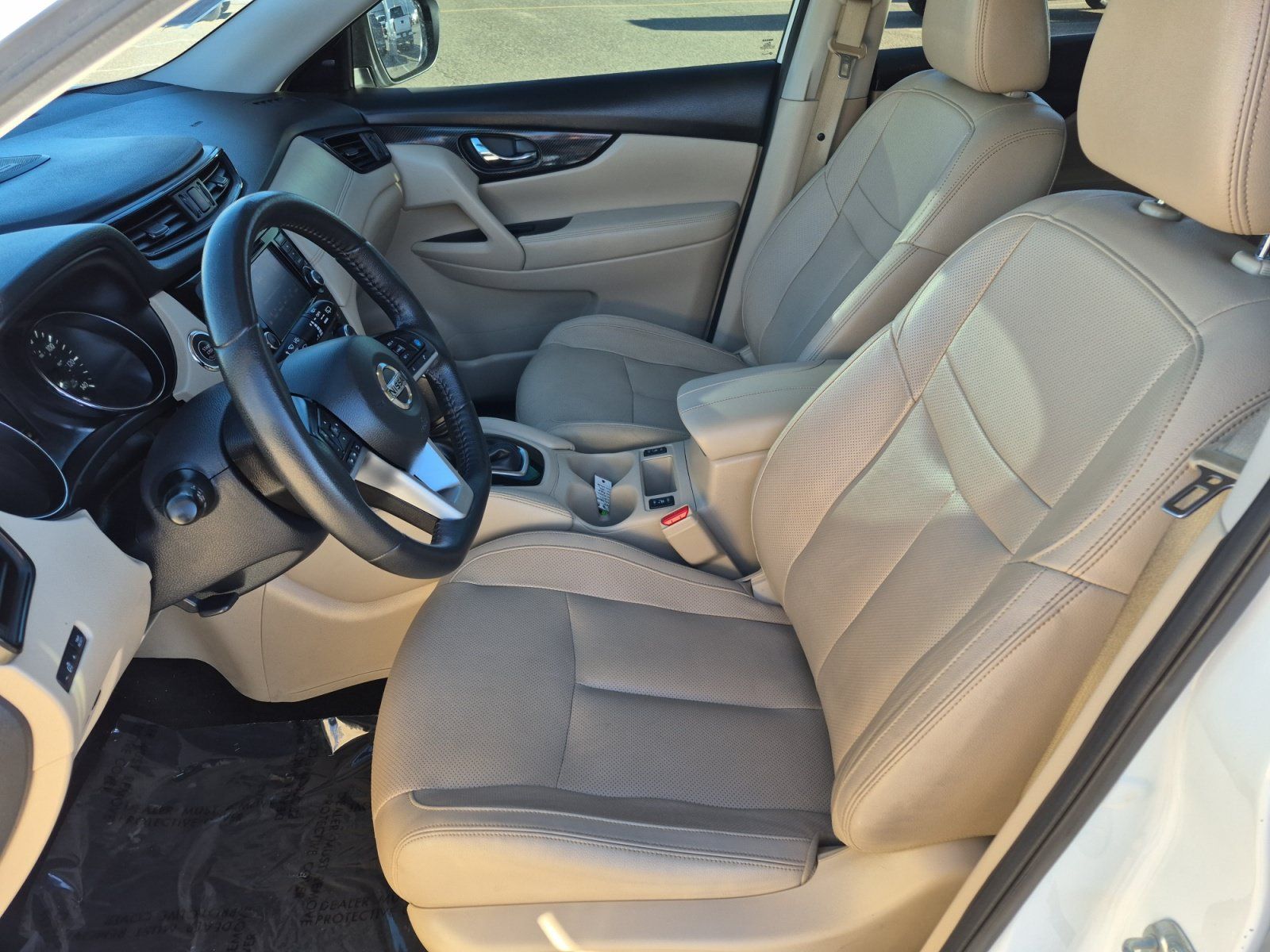 Used 2020 Nissan Rogue SL w/ Premium Package AWD/4WD image 17