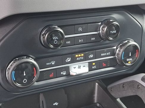 Certified 2022 Ford Bronco Big Bend AWD/4WD image 16