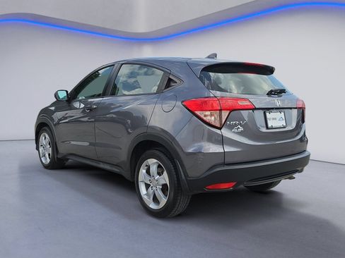 Used 2016 Honda HR-V LX image 3