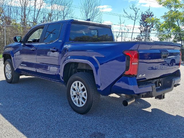 Used 2024 Toyota Tacoma SR5 AWD/4WD image 7