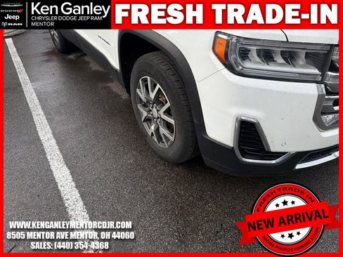 Used 2021 GMC Acadia SLE image 11