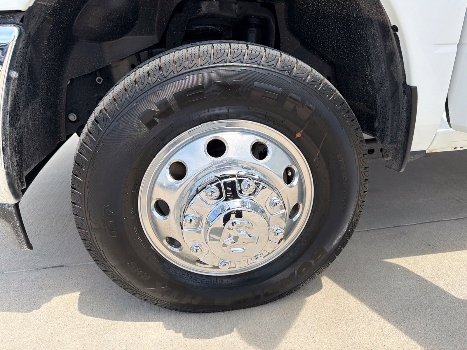 New 2026 RAM 3500 Big Horn AWD/4WD image 12