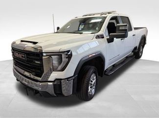 Used 2024 GMC Sierra 2500 Pro w/ Convenience Package AWD/4WD video 1