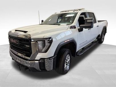 Used 2024 GMC Sierra 2500 Pro w/ Convenience Package