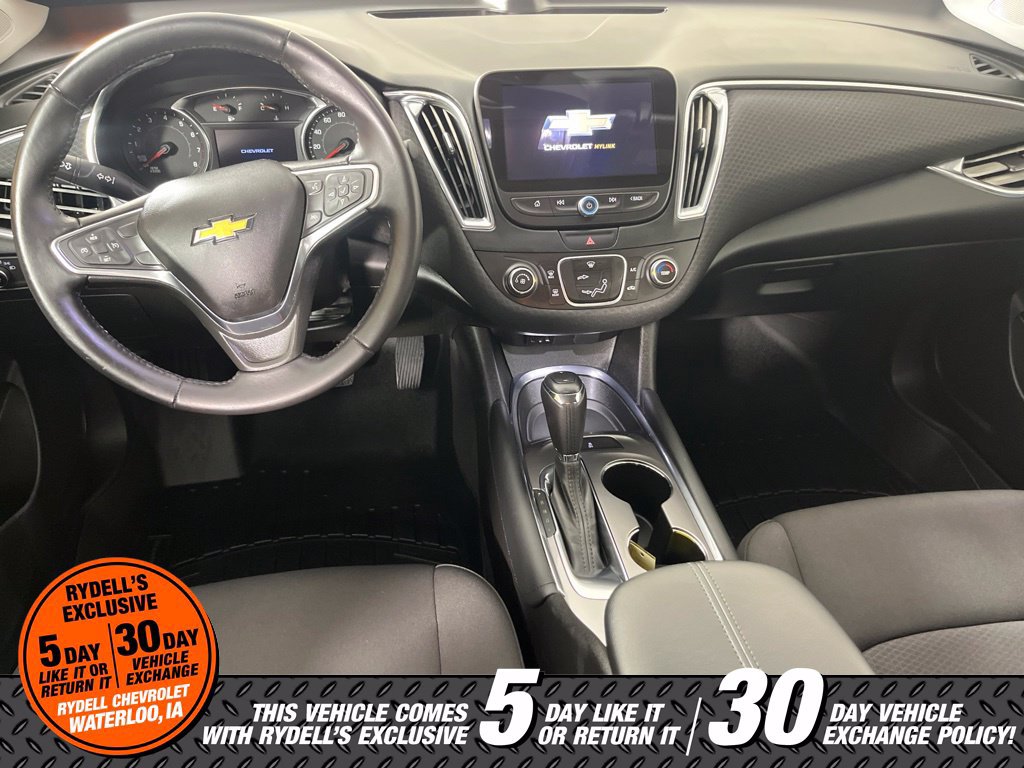 Certified 2018 Chevrolet Malibu LT FWD image 17