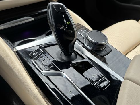 Used 2023 BMW 530i xDrive w/ Premium Package AWD/4WD image 26