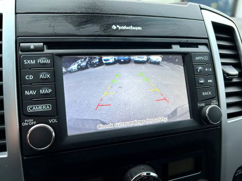 Used 2016 Nissan Frontier PRO-4X image 18