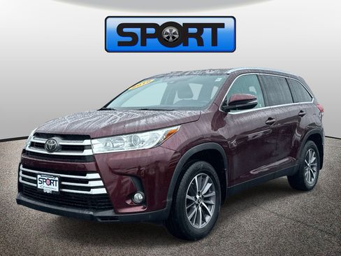 Used 2019 Toyota Highlander XLE w/ Carpet Mat Package (TMS) AWD/4WD image 1