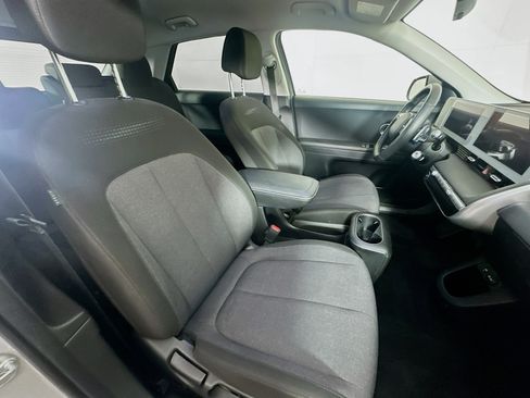 Used 2024 Hyundai Ioniq 5 SEL RWD image 31