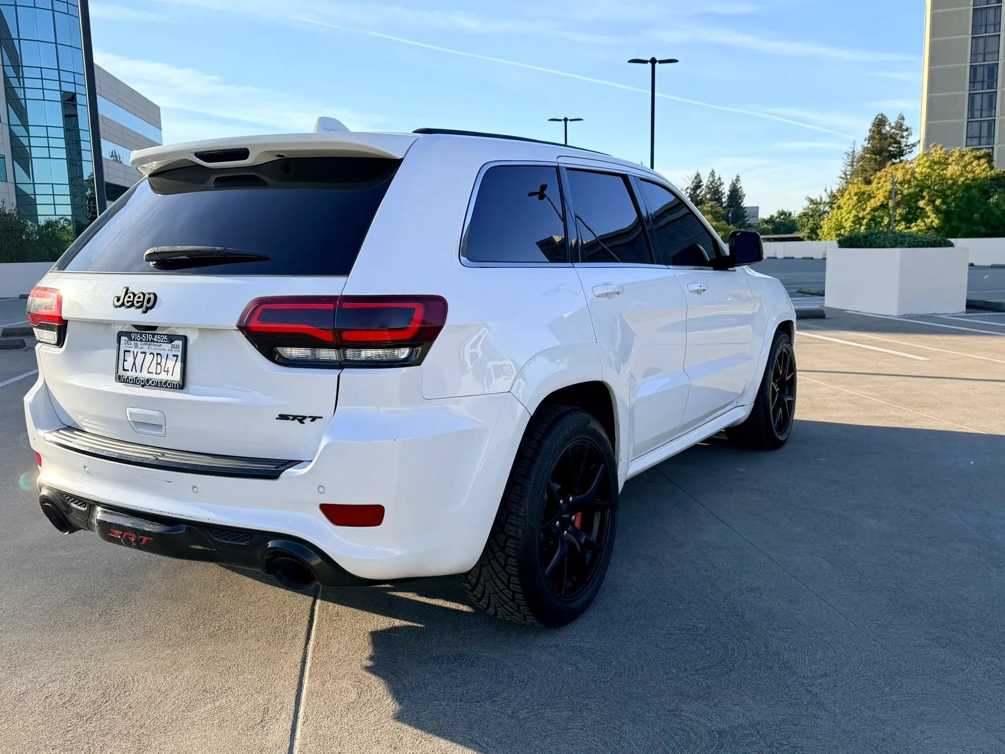 Used 2014 Jeep Grand Cherokee SRT w/ Trailer Tow Group IV AWD/4WD image 22