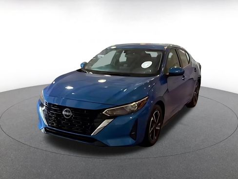 Used 2025 Nissan Sentra SV FWD image 7