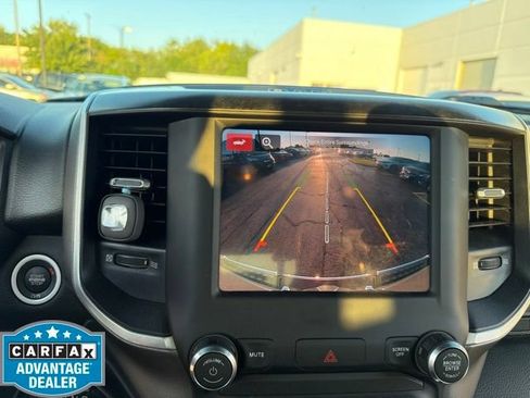 Used 2022 RAM 1500 Big Horn AWD/4WD image 19