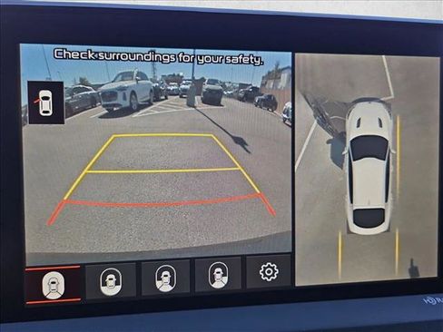 Used 2019 Kia Stinger GT2 image 14