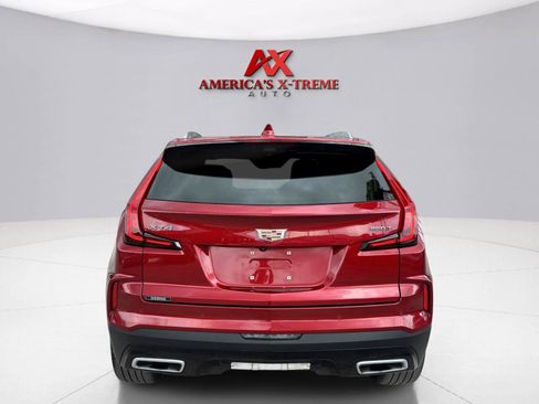 Used 2024 Cadillac XT4 Premium Luxury w/ Technology Package FWD image 4